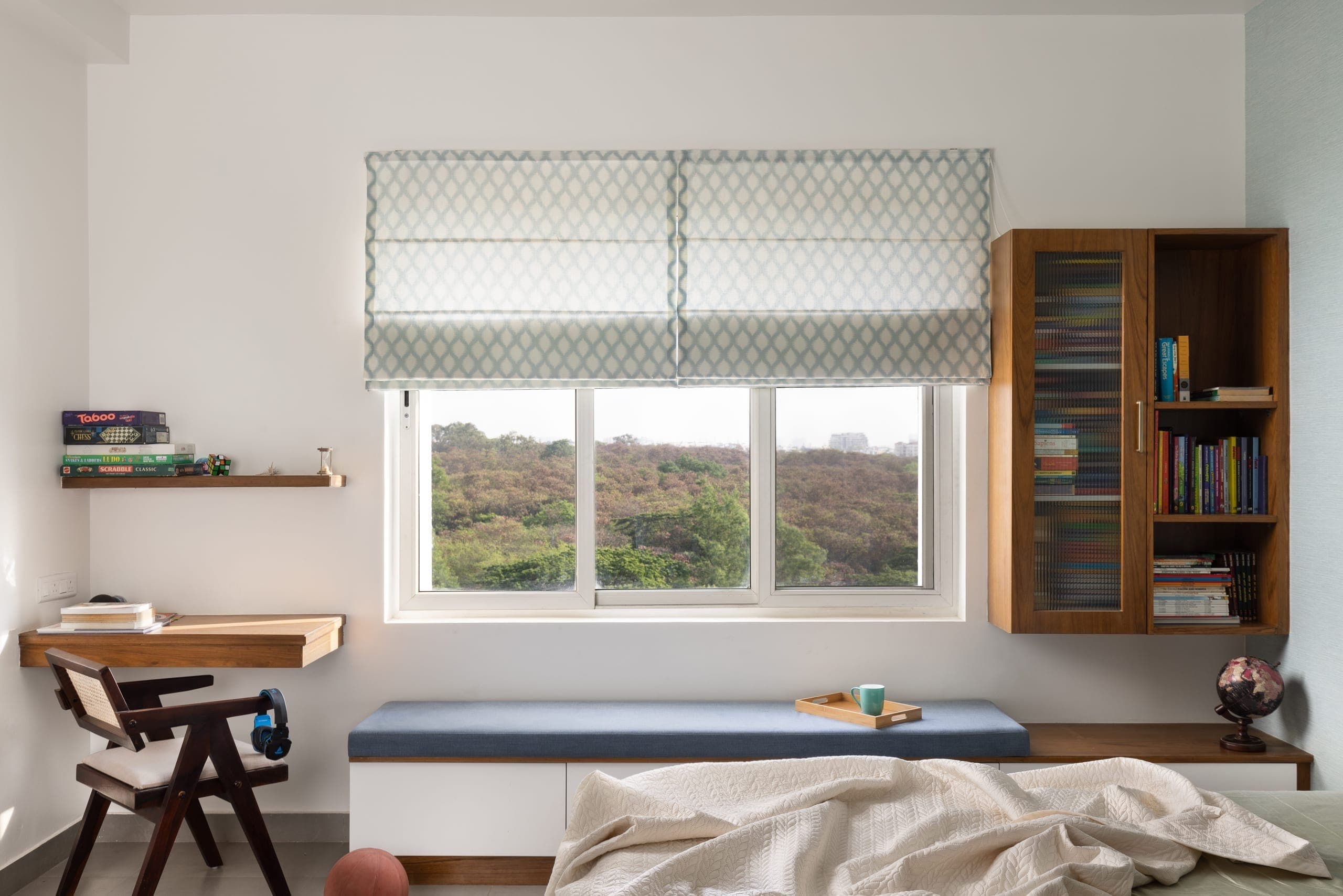 Vana — view 12